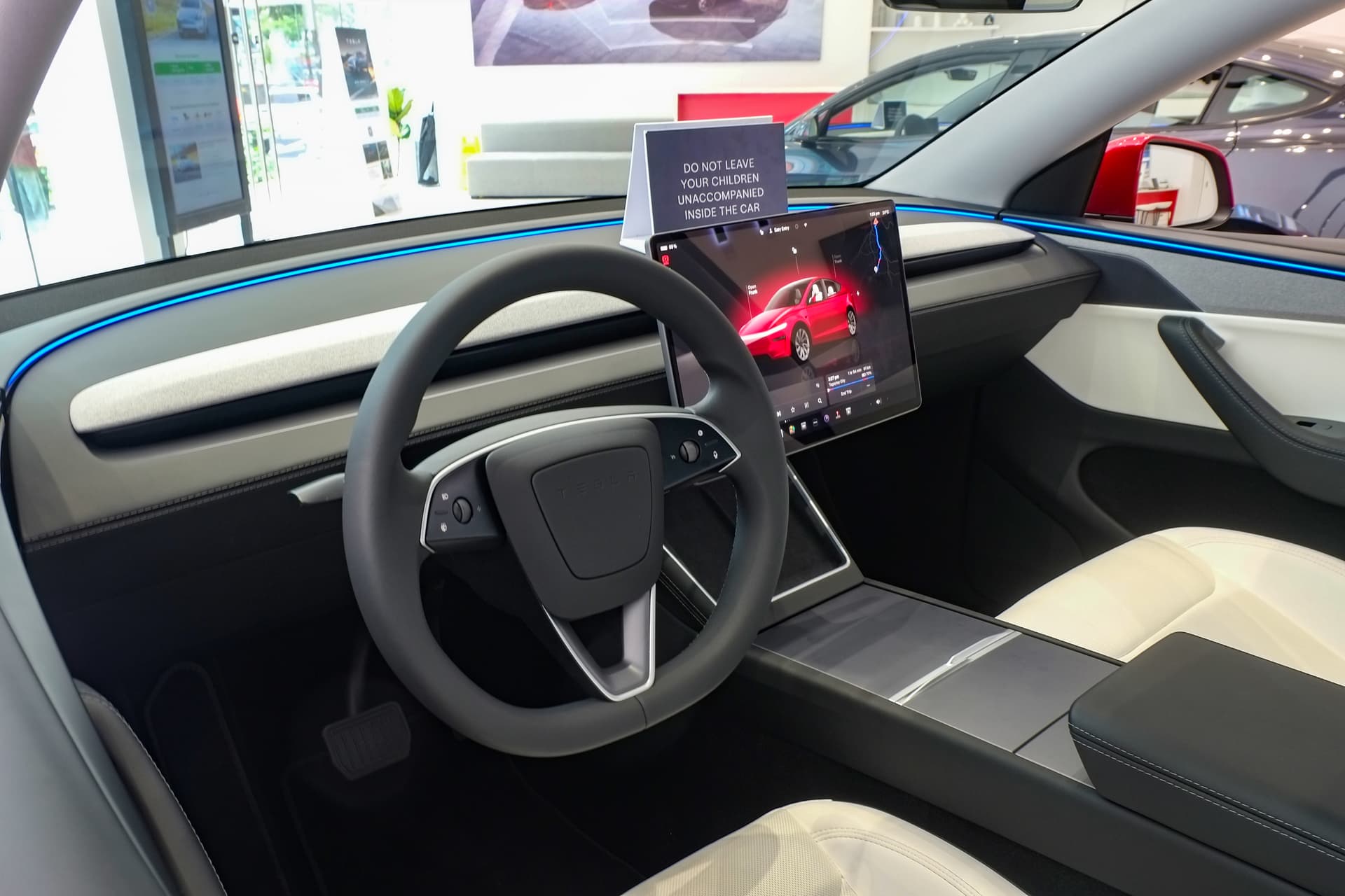 Tesla Model Y Long Range AWD Foto 7