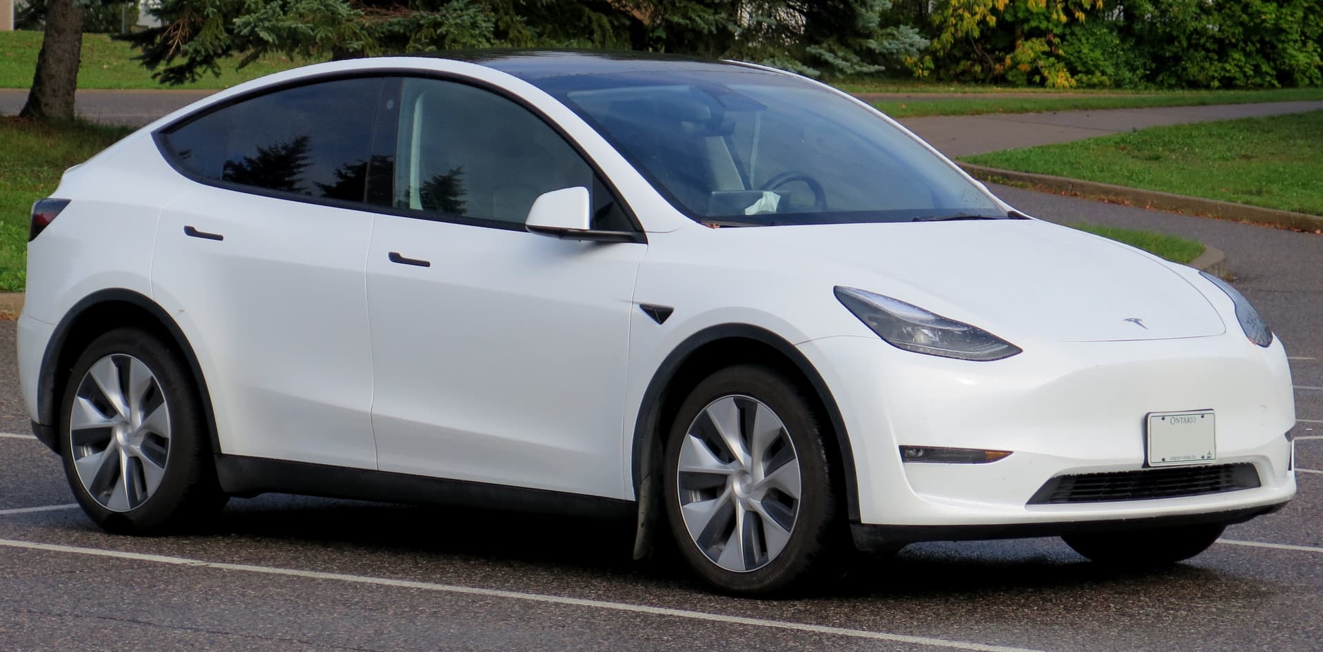 Tesla Model Y Long Range in België 2026: actieradius, laadkosten en is het echt de moeite?