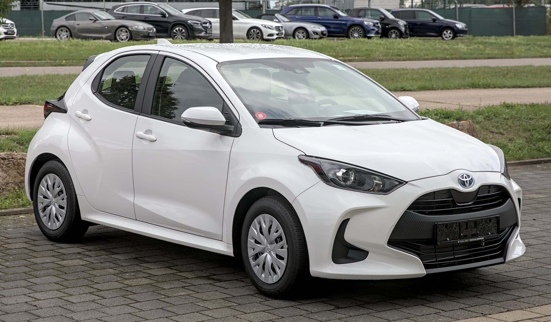 2023 Toyota Yaris 1.5 Hybrid — hybride